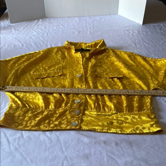 Golden Yellow Patterned Blouse - Picture 4 of 5
